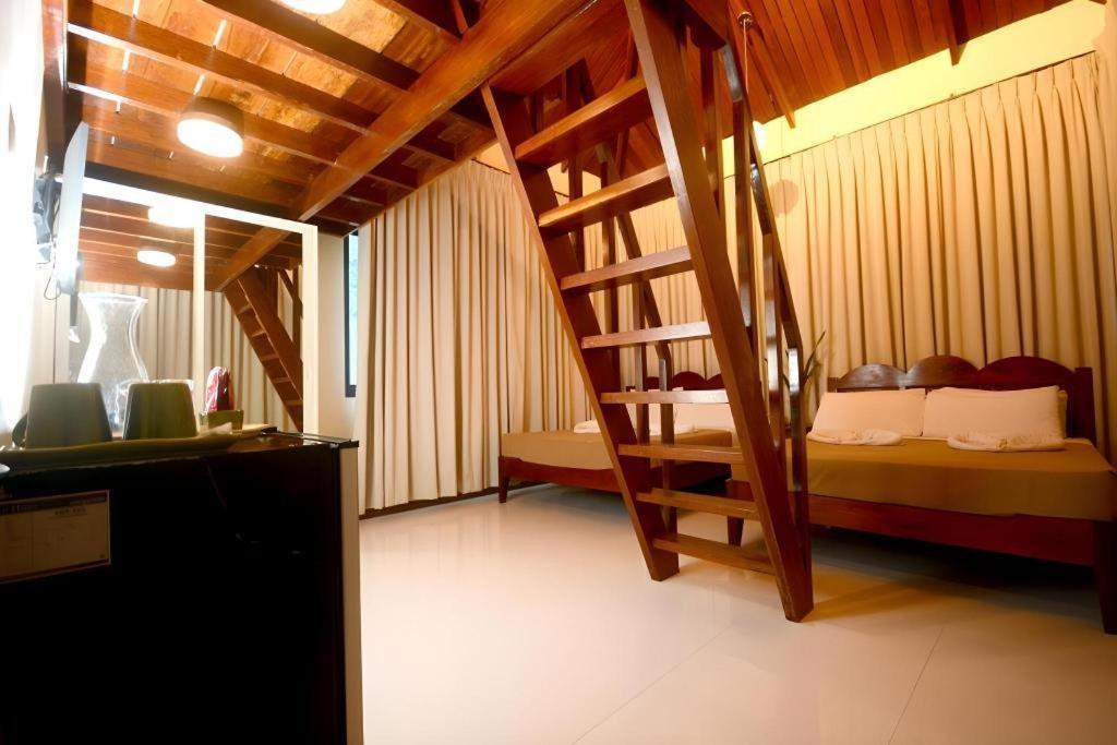 Ipil Suites 엘니도 외부 사진